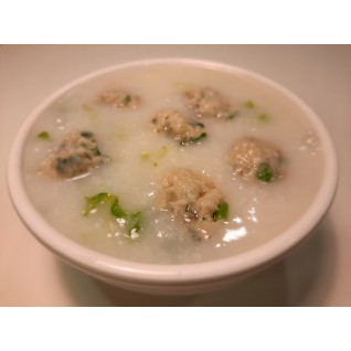 生菜鯪魚球粥(每碗)