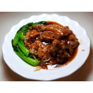 菜遠牛腩炒河(每碟)
