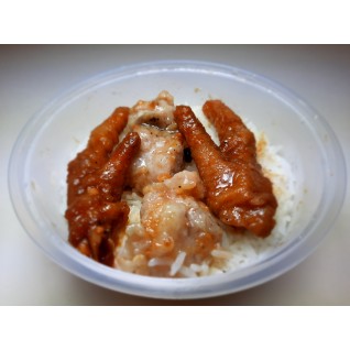 鳳爪排骨蒸飯(每盅)